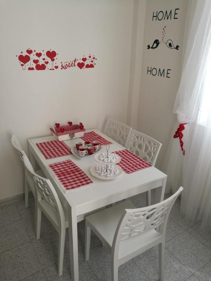 Appartamento cuore al centro di Taranto Esterno foto