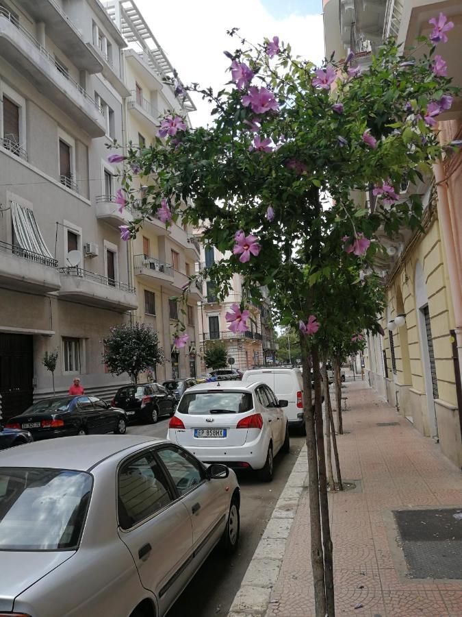 Appartamento cuore al centro di Taranto Esterno foto